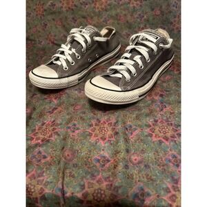 Gray Converse Low Top All-Stars Size Men's Eight Women's 10 Very Clean